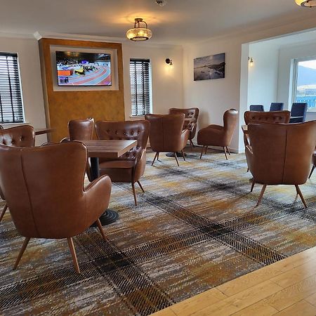 Hamersay Hotel Lochmaddy Exterior photo